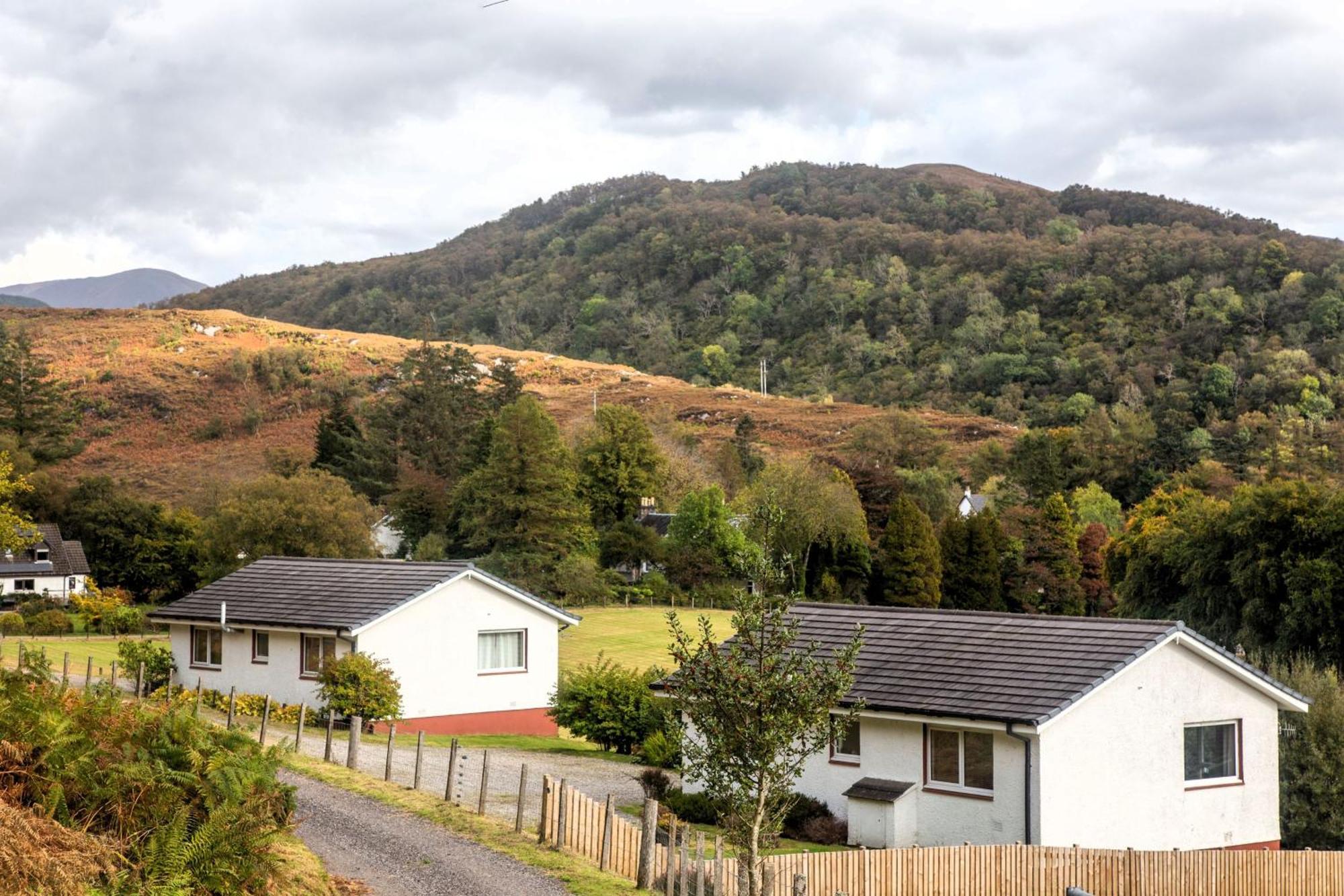 Ash, Birch And Rowan Self Catering Cabins Onich Exterior foto